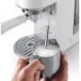 Кавоварка Delonghi EC890.WI