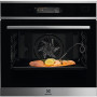 Духова шафа Electrolux EOC9P31WX