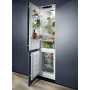 Вбудований холодильник Electrolux LNS9TE19S